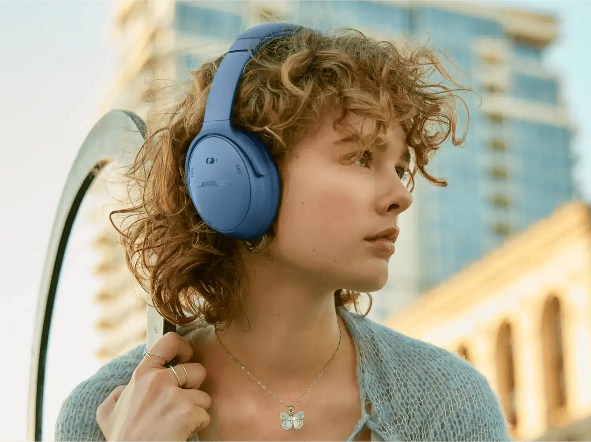 Bose QuietComfort Headphones - Refurbished